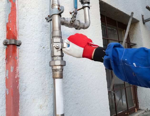 4 Signs it’s Time to Replace Your Home’s Water Service Line